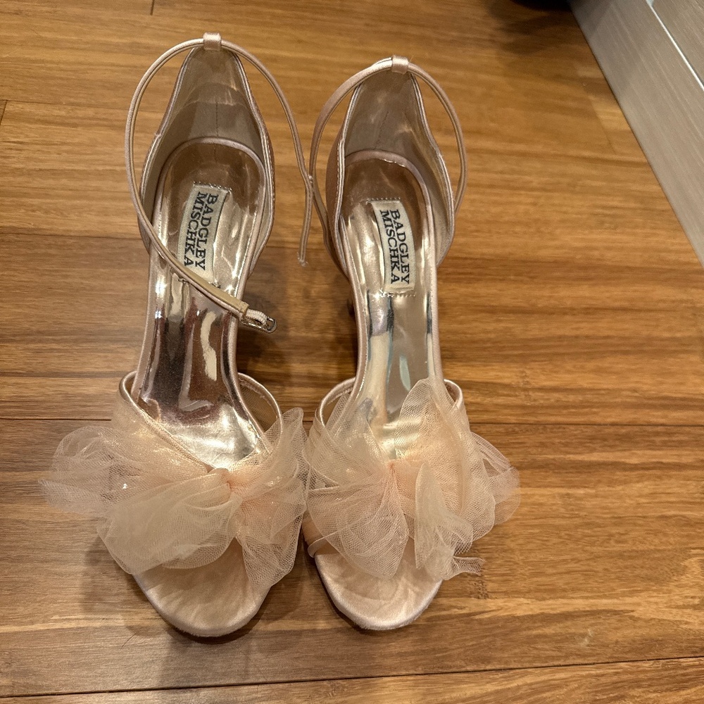 Badgley Mischka Light Pink Open Toe Sandal